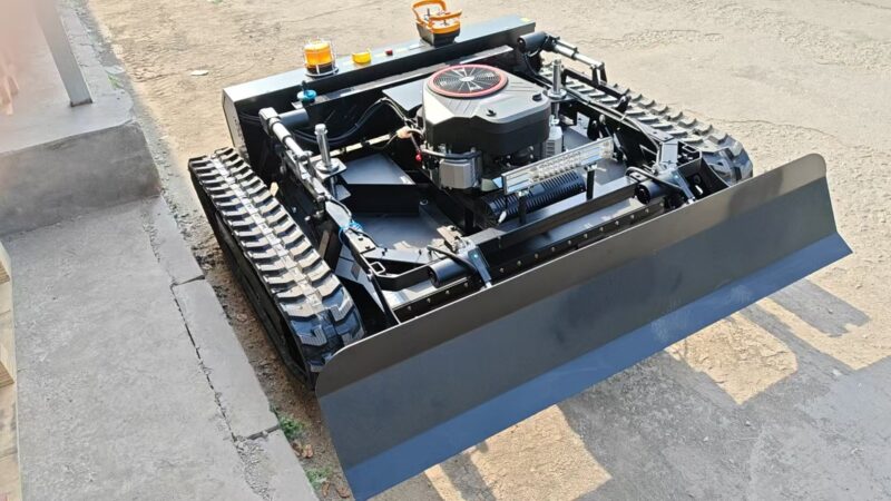 LM1200 Tracked Lawn Mower - Lawn Mower - 河北昂世贸易